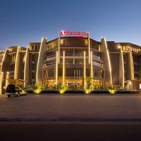 Ramada Resort By Wyndham Dar Es Salaam Esterno foto