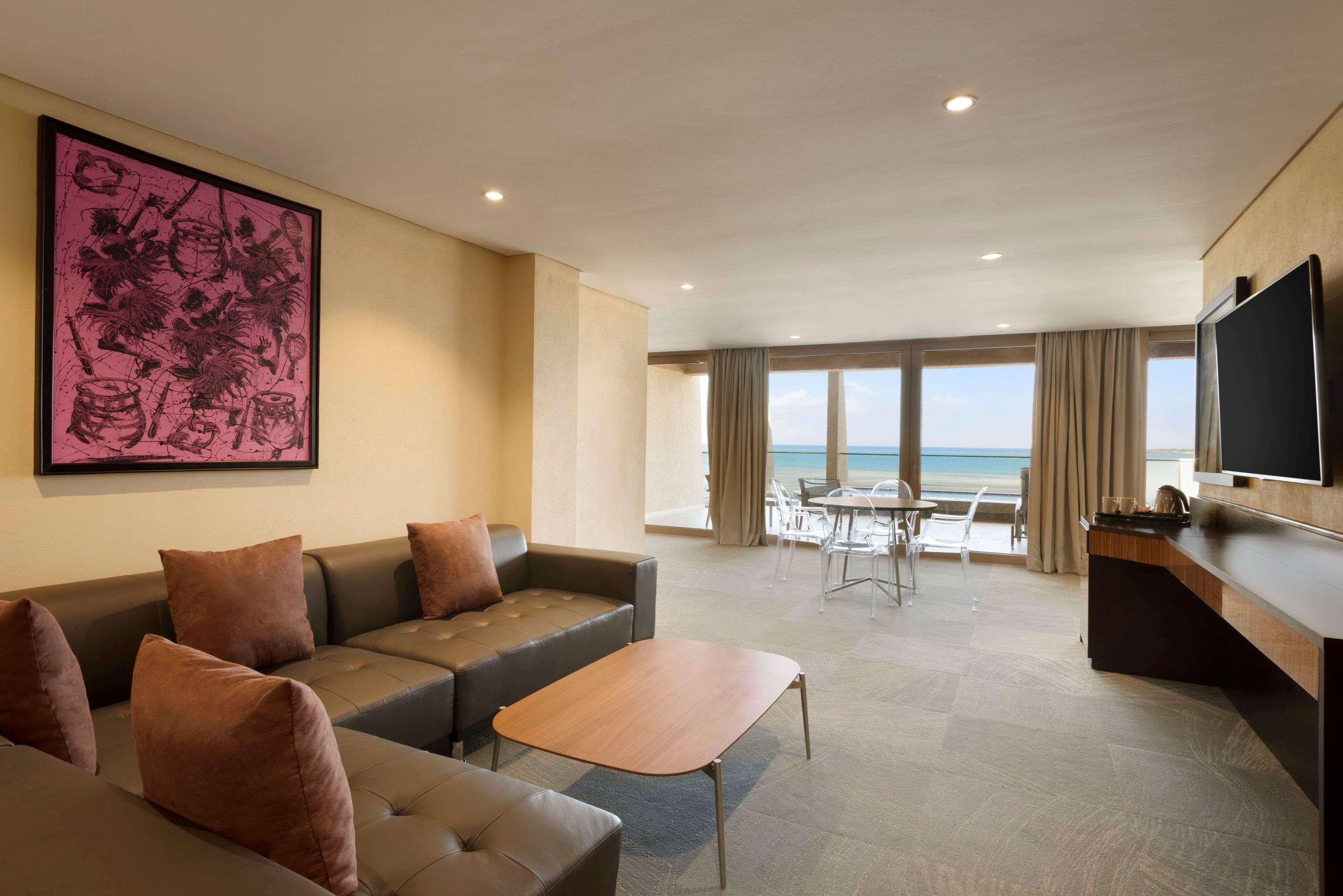 Ramada Resort By Wyndham Dar Es Salaam Esterno foto