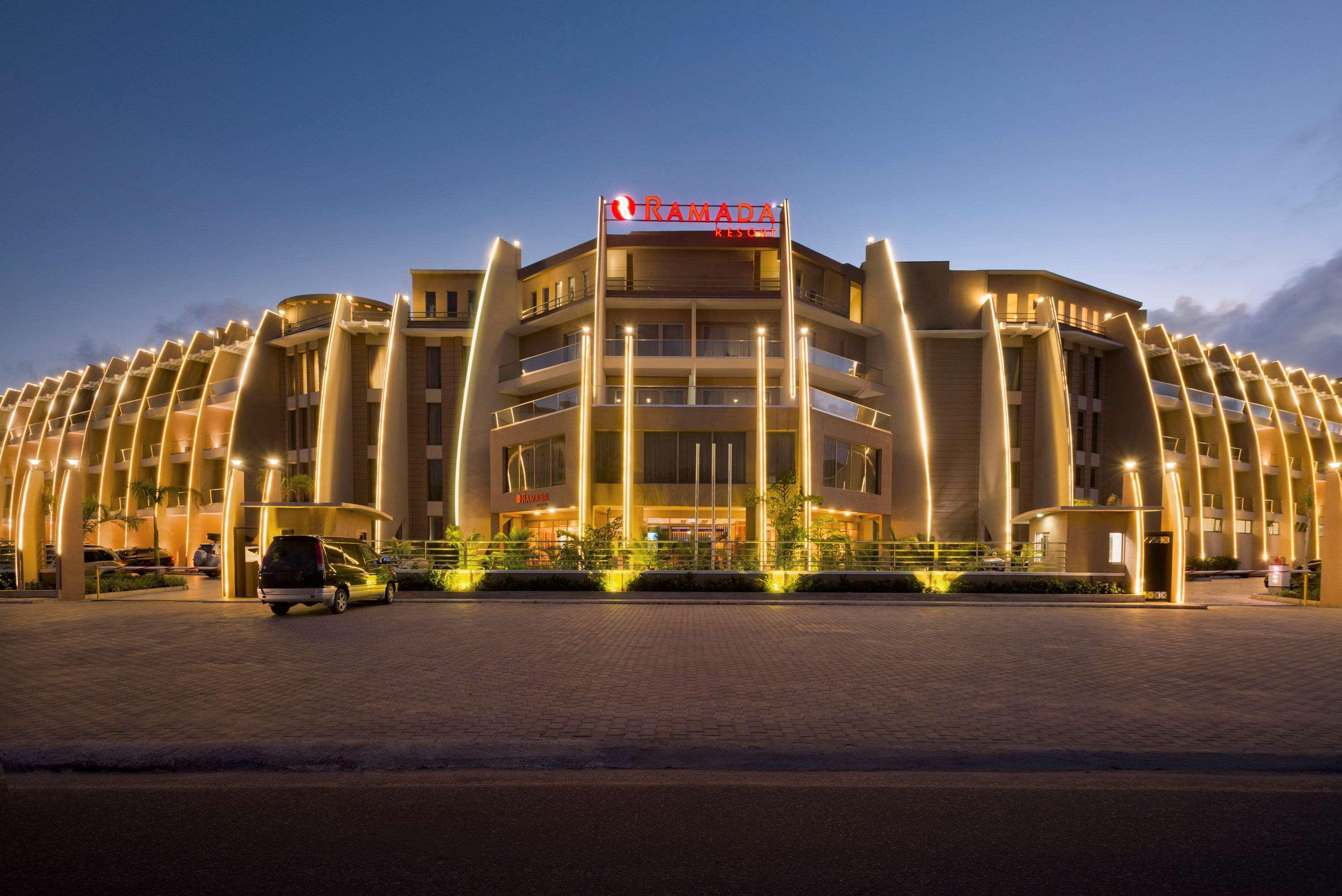 Ramada Resort By Wyndham Dar Es Salaam Esterno foto