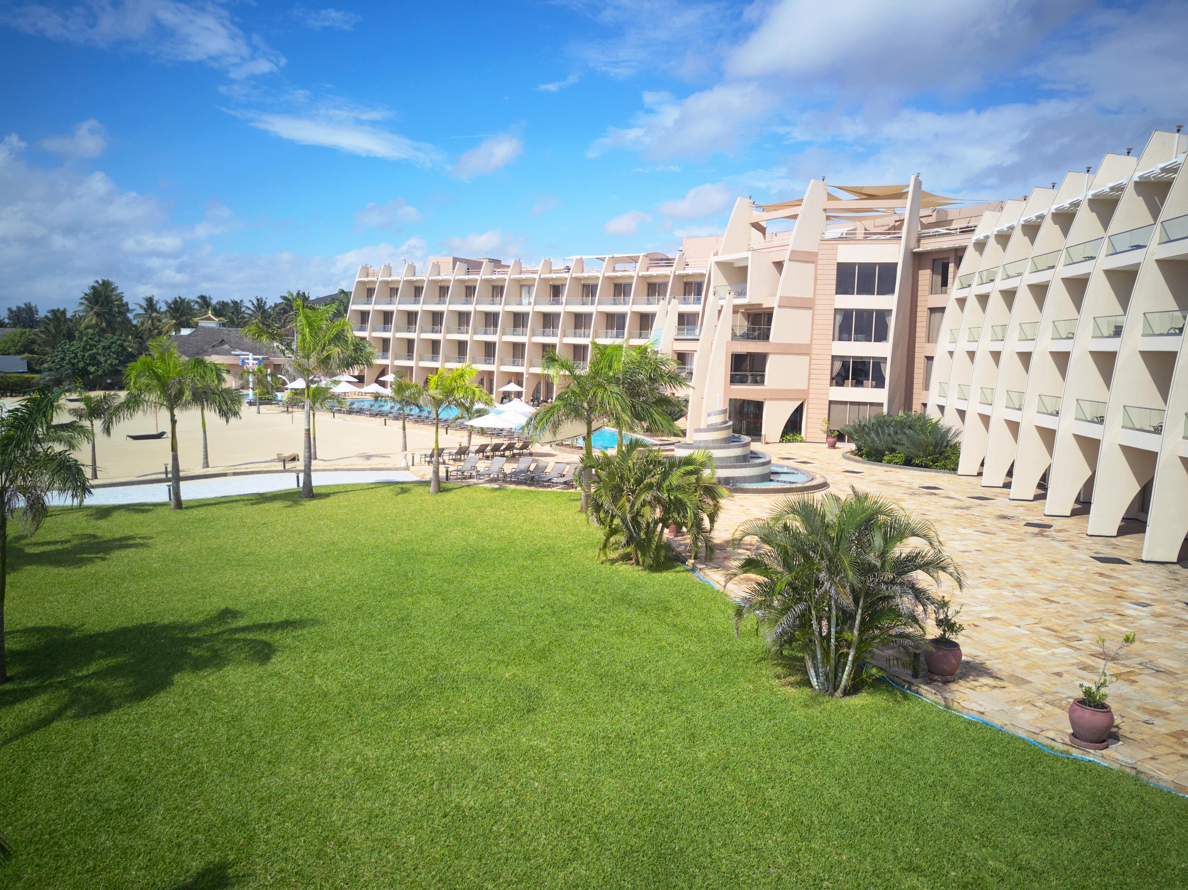Ramada Resort By Wyndham Dar Es Salaam Esterno foto